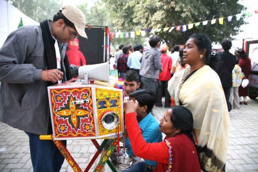 ArtMoves Safdarjung Station Visitors and Bioscope