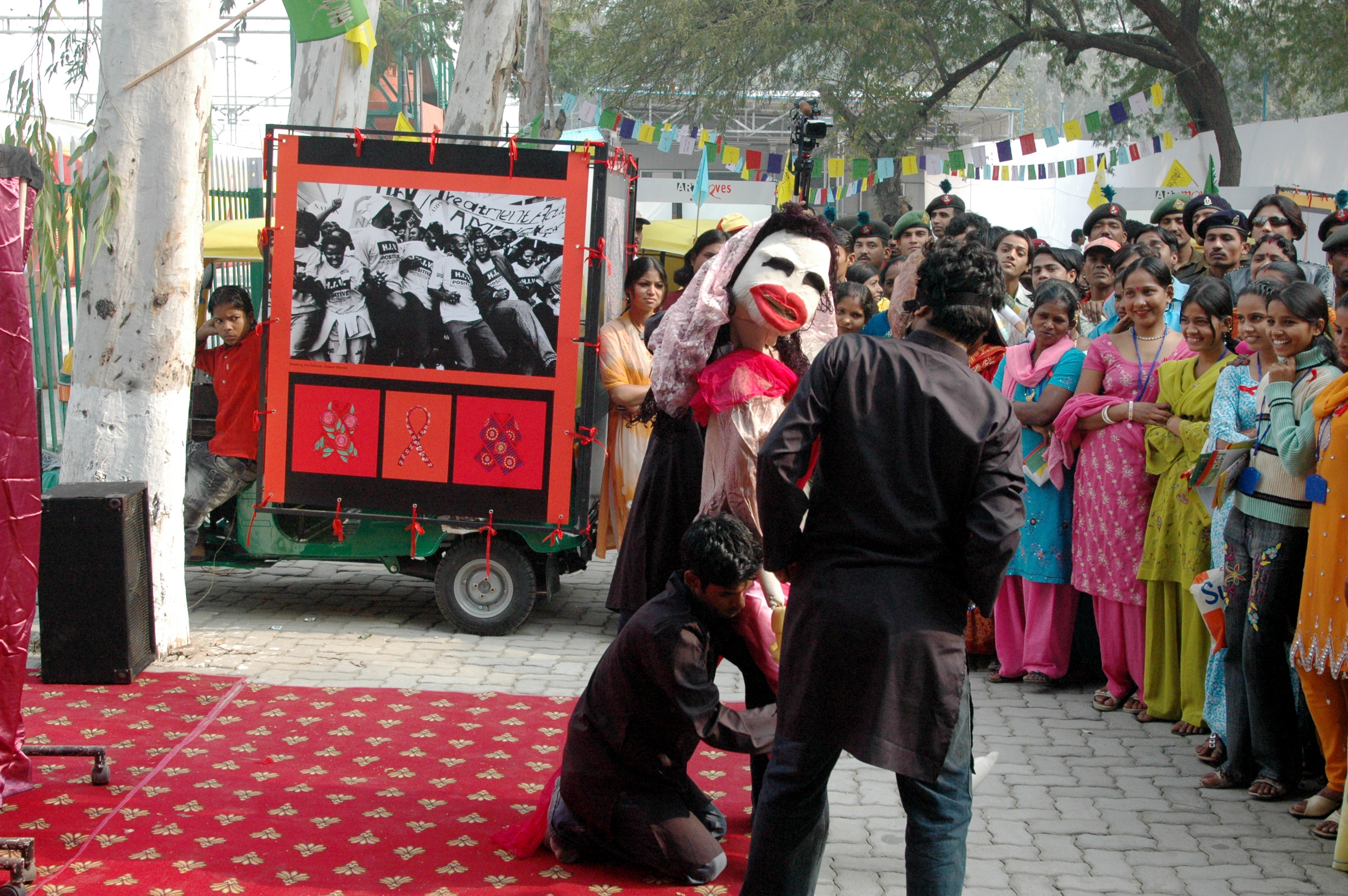 ArtMoves Performance at Safdarjung Station